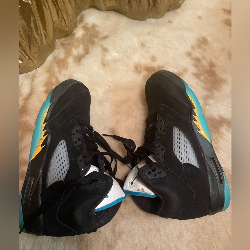 Excellent condition jordan sneakers‼️‼️